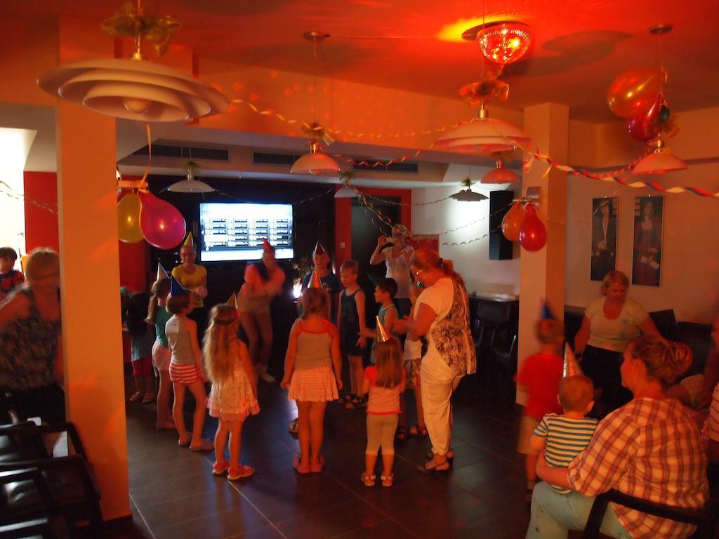 Srebrne Tarasy Bed & Breakfast Сърбиново Екстериор снимка